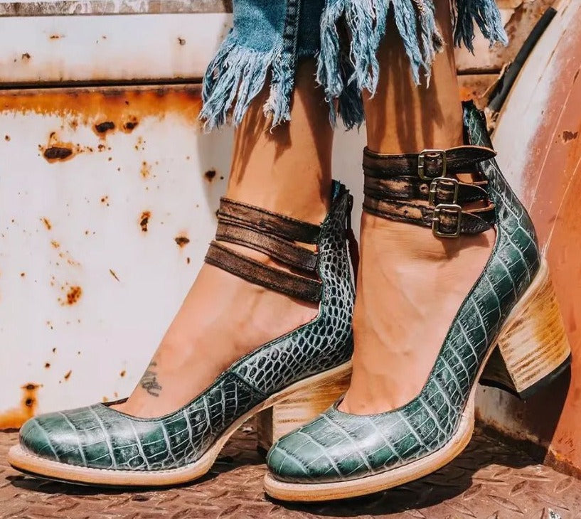 Roberta | Buckle Heeled Shoe