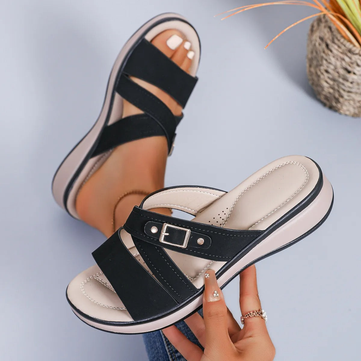 Remy™ | Cross Strap Wedge Comfort Sandals
