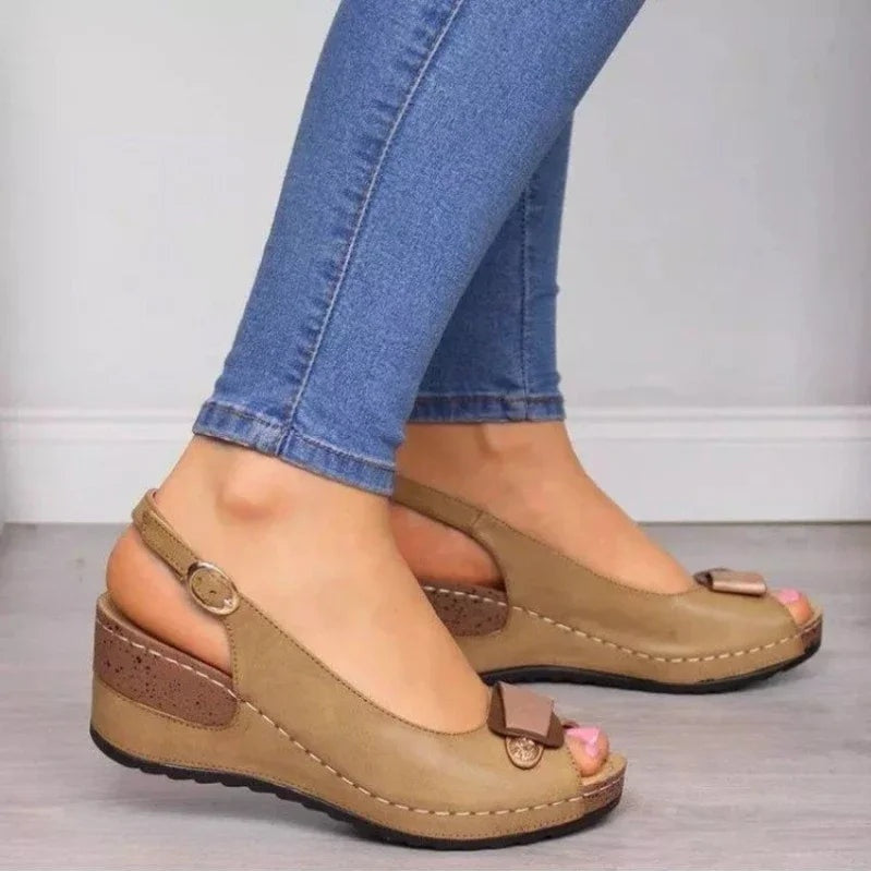 Nerissa in Khaki