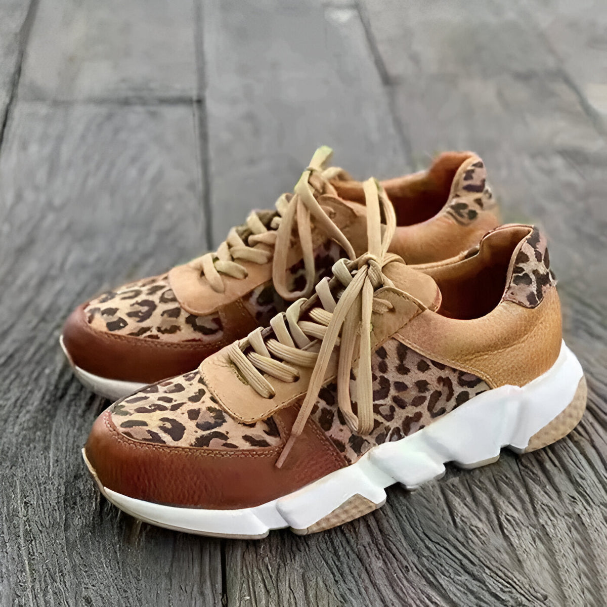 Patricia™ | Stylish sneakers in leopard print