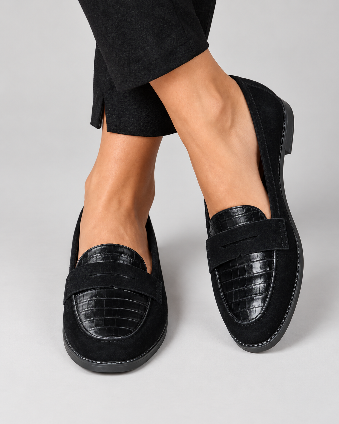 Greta Moccasin — Black Penny Cocco Effect